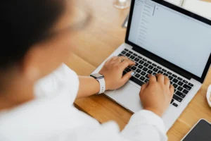 tips menulis surat lamaran untuk sektor hospitality